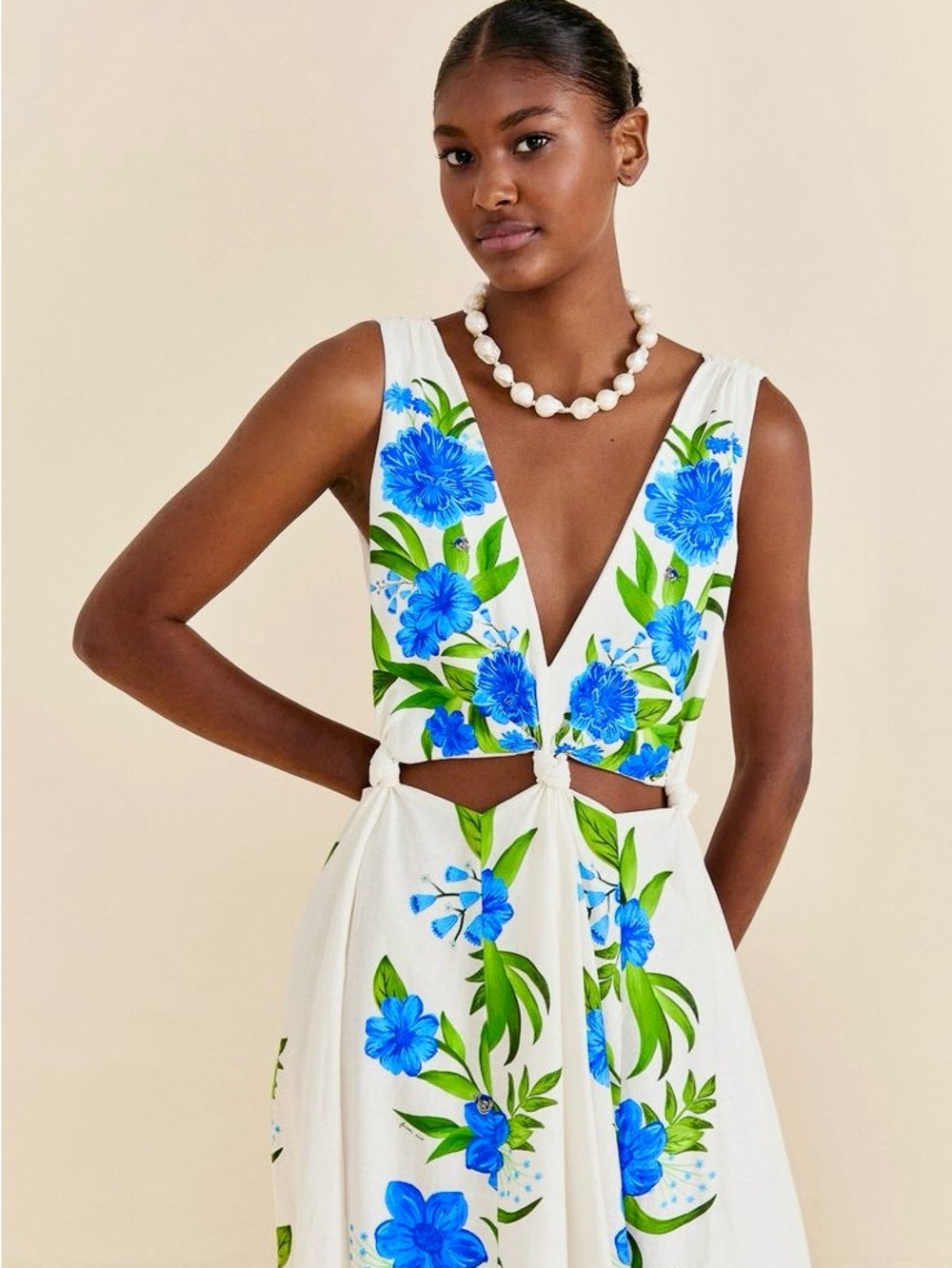 FARM Rio White Midi Dress with Blue Floral Print - Picture 3 of 7